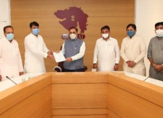 ગુજરાતની પરિસ્થિતી પર કોંગેસ ચિંતીત, મુખ્યમંત્રીને આપ્યું આવેદન પત્ર