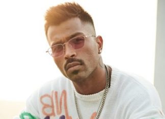 હાર્દિક પંડ્યા મુશ્કેલીમાં મૂકાયો : મુંબઇ એરપોર્ટ પર હાર્દિકની 2 ઘડિયાળ કસ્ટમ વિભાગે કરી જપ્ત