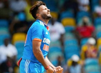 ભારતના આ ખેલાડીએ કર્યો એક સપ્તાહમાં બીજો ધમાકો, ટેસ્ટ બાદ વનડેમાં પણ કર્યું ડેબ્યૂ ભારતના આ ખેલાડીએ કર્યો એક સપ્તાહમાં બીજો ધમાકો, ટેસ્ટ બાદ વનડેમાં પણ કર્યું ડેબ્યૂ