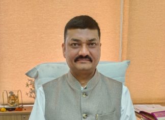 બોટાદમાં સરકારી સિવિલ હોસ્પિટલ અને સરકારી મેડિકલ કોલેજ બનવી જોઇએ, પ્રાઇવેટ નહીં: ઉમેશ મકવાણા