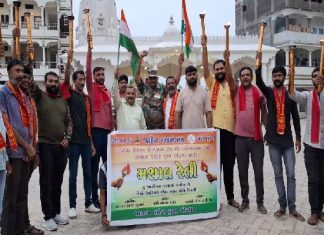 Amreli: ચલાલા ખાતે કારગિલ વિજય દિવસની ભવ્ય ઉજવણી કરવામાં આવી, રાજકીય અને સામાજિક આગેવાનો રહ્યા ઉપસ્થિત