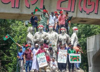 રઝાકર શું છે ! શેખ હસીના ‘રઝાકર’ નિવેદનથી ભડક્યા આંદોલનકારીઓ અને હસીનાને છોડવો દેશ અને પદ