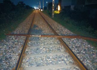 રામપુરમાં દૂન એક્સપ્રેસને ઉથલાવી દેવાનું કાવતરું, રેલવે ટ્રેક પર મુકાયો 7 મીટર લાંબો પોલ