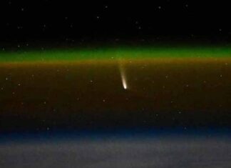 80 હજાર વર્ષ પછી પહેલીવાર દેખાશે દુર્લભ ધૂમકેતુ ત્સુચિંશાન-એટલાસ, આકાશનો નઝારો હશે કઈક આવો