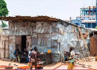 Debt Crisis: વિશ્વના આ 7 દેશો નાદારીની આરે છે, મદદ માટે તડપી રહ્યા છે.. ત્રણ ભારતના પડોશી