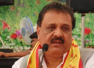 ખ્યાતિ હોસ્પિટલ કાંડ મામલે વિરજી ઠુમ્મર થયા લાલઘૂમ, સરકાર પાસે રાજ્યની પ્રાઇવેટ મોટી હોસ્પિટલો સાથે ચાલતા મેડિકલ સ્ટોરના કૌભાંડના તપાસની કરી માંગ