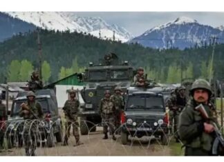 J&K :ભારતીય સેનાના કેમ્પમાં શંકાસ્પદ વિસ્ફોટ, બે સૈનિકો ગંભીર રીતે ઘાયલ, ઘેરાબંધી અને સર્ચ ઓપરેશન શરૂ