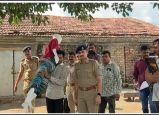 Amreli : નાના ભંડારીયા ગામમાં બે વર્ષ જૂની હત્યાનો ભેદ ઉકેલાયો: પતિએ જ આ કારણે પત્નીનું કાઢ્યું કાસળ