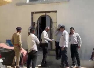 અમરેલીમાં PGVCLનું મેગા ઓપરેશન: 5 હજારથી વધુ બાકી બિલ ધરાવતા ગ્રાહકોના કનેક્શન કપાશે, 11.81 કરોડની વસુલાતનો લક્ષ્યાંક…