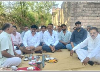 Amreli: ધારી તાલુકાના દહિડા ગામે ₹70 લાખના સુવિધાપથનું MLA જે.વી. કાકડિયાના હસ્તે ખાતમુહૂર્ત, લોકોને મળશે રાહત