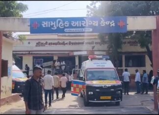 Junagadh : માંગરોળ નજીક ખાનગી યાત્રાળુ બસ પલ્ટી, બે મહિલાઓના ઘટનાસ્થળે મોત