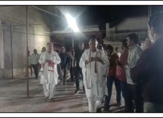 ધારીના લેનપરામાં VHPની ભવ્ય સભા, પ્રવીણ તોગડિયાની ખાસ હાજરીથી મોટી સંખ્યામાં લોકો ઉમટ્યા